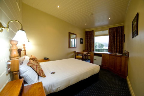 Strahan Village - Foster Accommodation 33