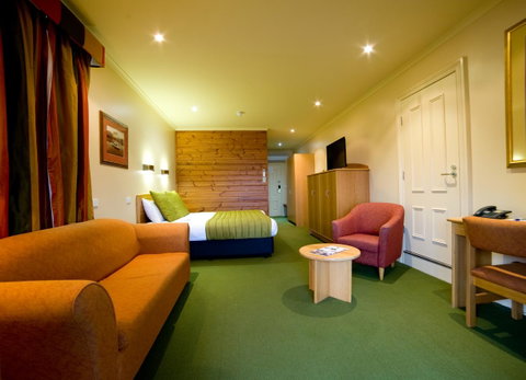 Strahan Village - Foster Accommodation 37