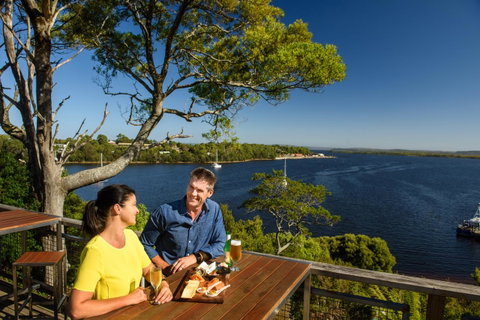 Strahan Village - Foster Accommodation 12