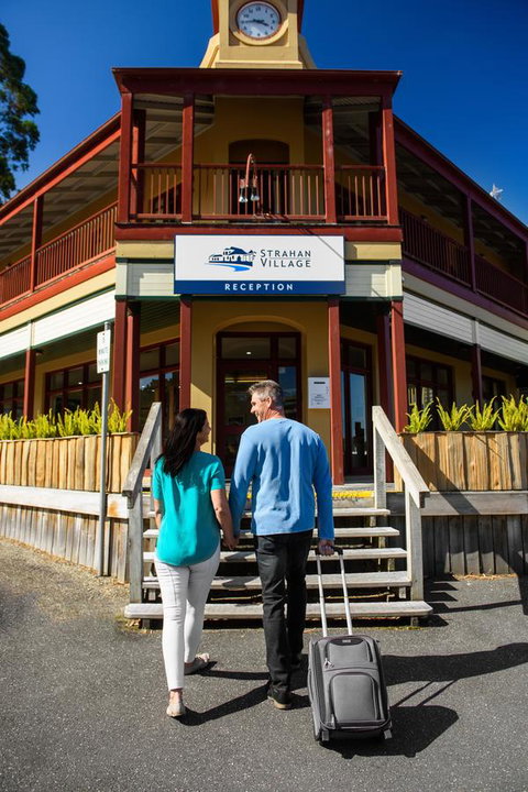 Strahan Village - Foster Accommodation 2