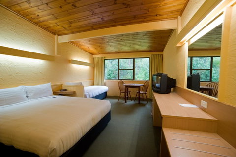 Strahan Village - Foster Accommodation 38