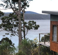 Stewarts Bay Lodge - Foster Accommodation