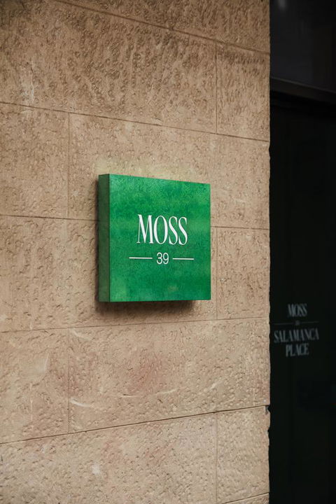 Moss Hotel - Foster Accommodation 4