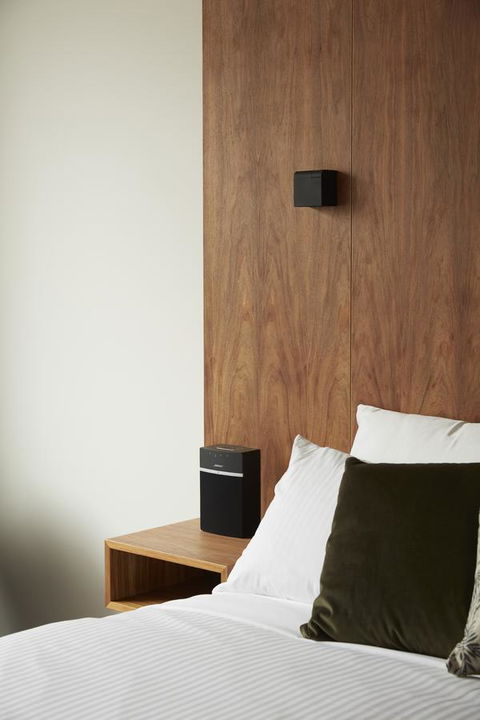 Moss Hotel - Foster Accommodation 6
