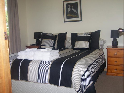 Drumreagh Cabins - Foster Accommodation 1