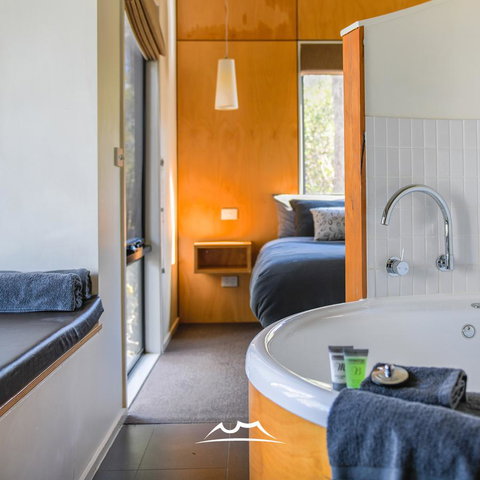Cradle Mountain Wilderness Village - Foster Accommodation 9