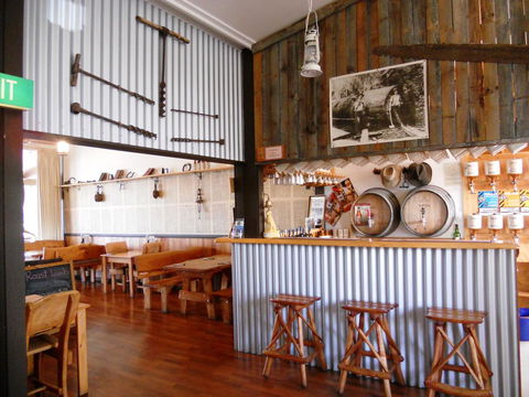 Mountain View Country Inn - Foster Accommodation 7