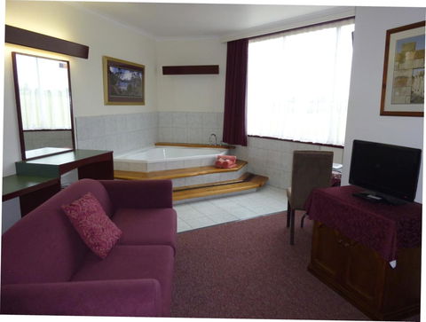 Mountain View Country Inn - Foster Accommodation 27
