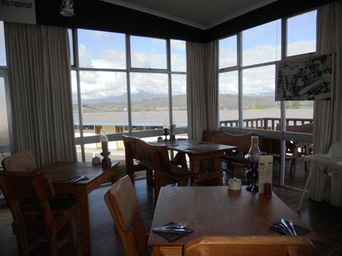 Mountain View Country Inn - Foster Accommodation 9