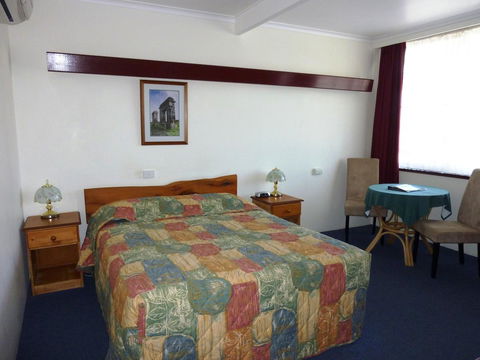 Mountain View Country Inn - Foster Accommodation 19