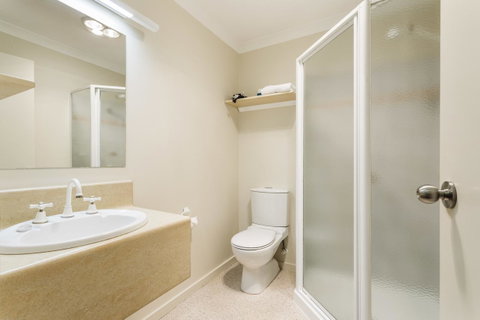 Cradle Mountain Hotel - Foster Accommodation 12