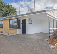 Elkie Villa - 2 Bedroom Unit - Burnie - Foster Accommodation
