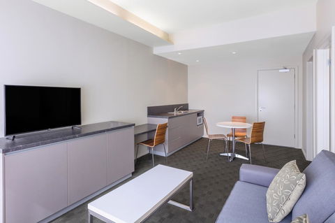 Travelodge Hotel Hobart Airport - Foster Accommodation 8