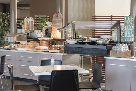 Travelodge Hotel Hobart Airport - Foster Accommodation 14
