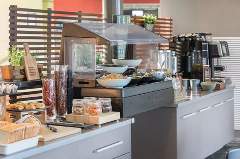Travelodge Hotel Hobart Airport - Foster Accommodation 15