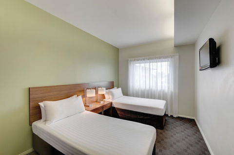 Travelodge Hotel Hobart Airport - Foster Accommodation 10