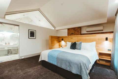 Maylands Lodge - Foster Accommodation 9