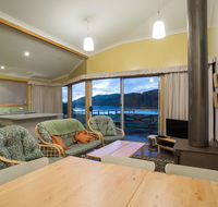 Arthur Riverfront and Sea Lodge downstream - Foster Accommodation