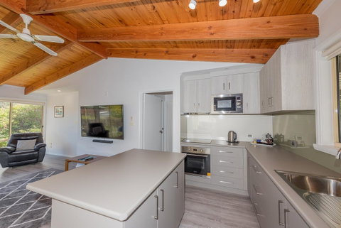 Mayson - Foster Accommodation 1