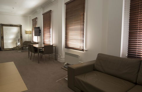 Ikon Hotel - Foster Accommodation 13