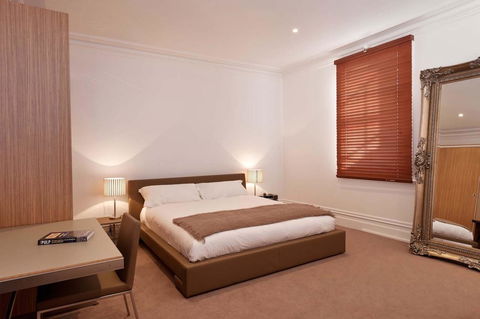 Ikon Hotel - Foster Accommodation 28