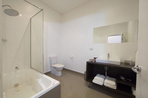 Ikon Hotel - Foster Accommodation 14