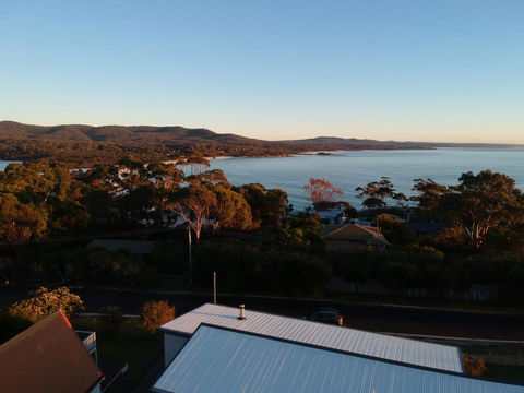 GRANITE BEACH HOUSE @ Bay Of Fires - Foster Accommodation 9