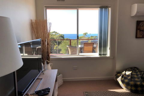 BAY OF FIRES SEACHANGE Ocean Frontage - Foster Accommodation 1