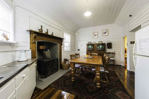 Touchwood Cottages - Foster Accommodation 43