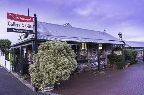 Touchwood Cottages - Foster Accommodation 6