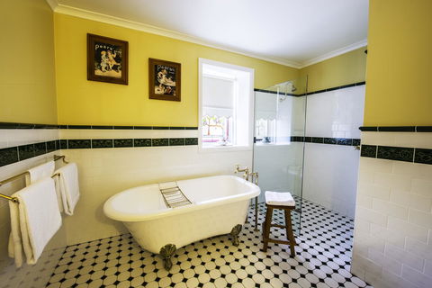 Touchwood Cottages - Foster Accommodation 10