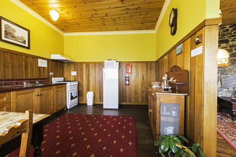 Touchwood Cottages - Foster Accommodation 40