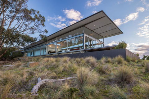 Avalon Coastal Retreat - Foster Accommodation 20