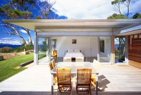 Avalon Coastal Retreat - Foster Accommodation 2