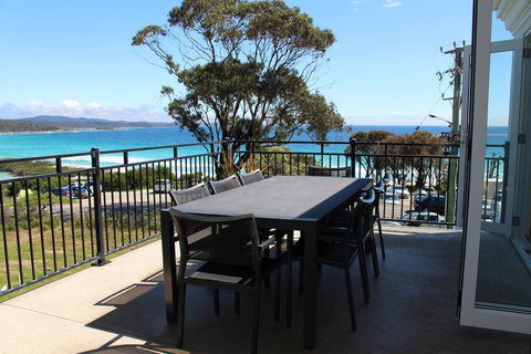 Villa 2 Bay Of Fires - Foster Accommodation 9