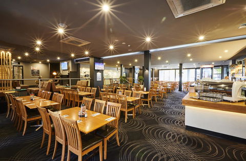 Mornington Hotel - Foster Accommodation 11
