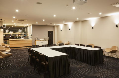 Mornington Hotel - Foster Accommodation 14