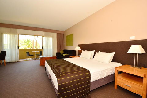 Mornington Hotel - Foster Accommodation 34