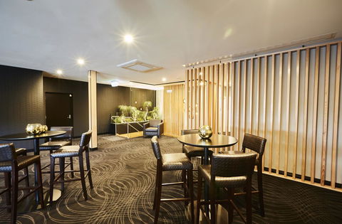 Mornington Hotel - Foster Accommodation 13