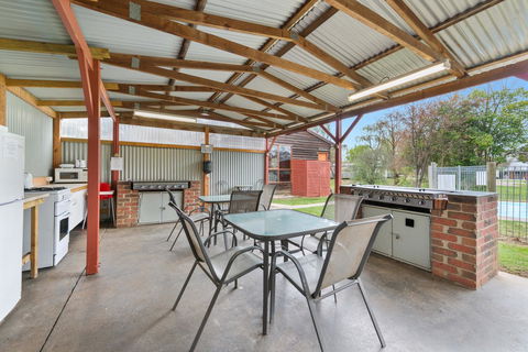 High Country Holiday Park - Foster Accommodation 31