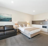 High Country Holiday Park - Foster Accommodation