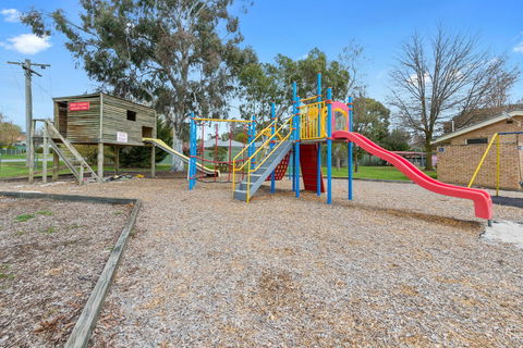 High Country Holiday Park - Foster Accommodation 32