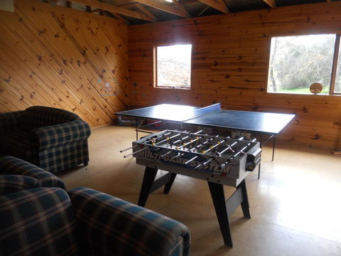 High Country Holiday Park - Foster Accommodation 33