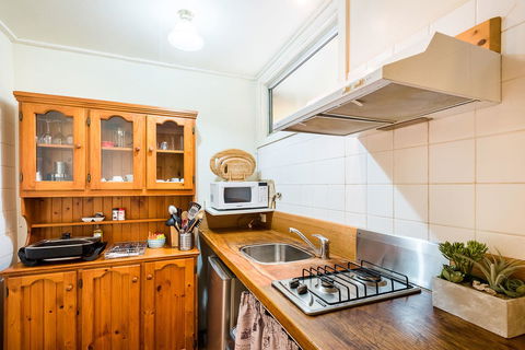 Avalon House - Foster Accommodation 43