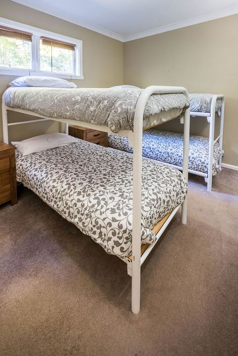Avalon House - Foster Accommodation 30