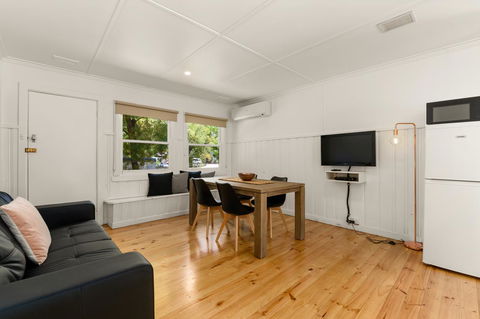 Bright Riverside Holiday Park - Foster Accommodation 28