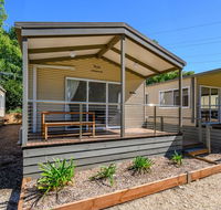 Bright Riverside Holiday Park - Foster Accommodation