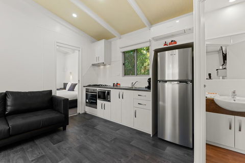 Bright Riverside Holiday Park - Foster Accommodation 34