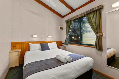 Bright Riverside Holiday Park - Foster Accommodation 43