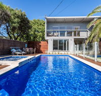 Front Beach House - Foster Accommodation